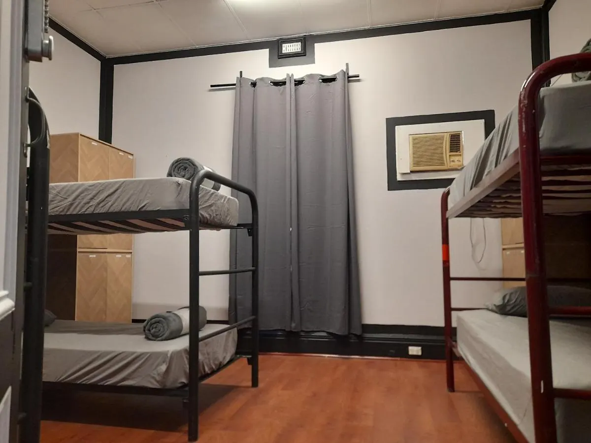 Hostel Ozi Inn Backpackers - Perth - Australia