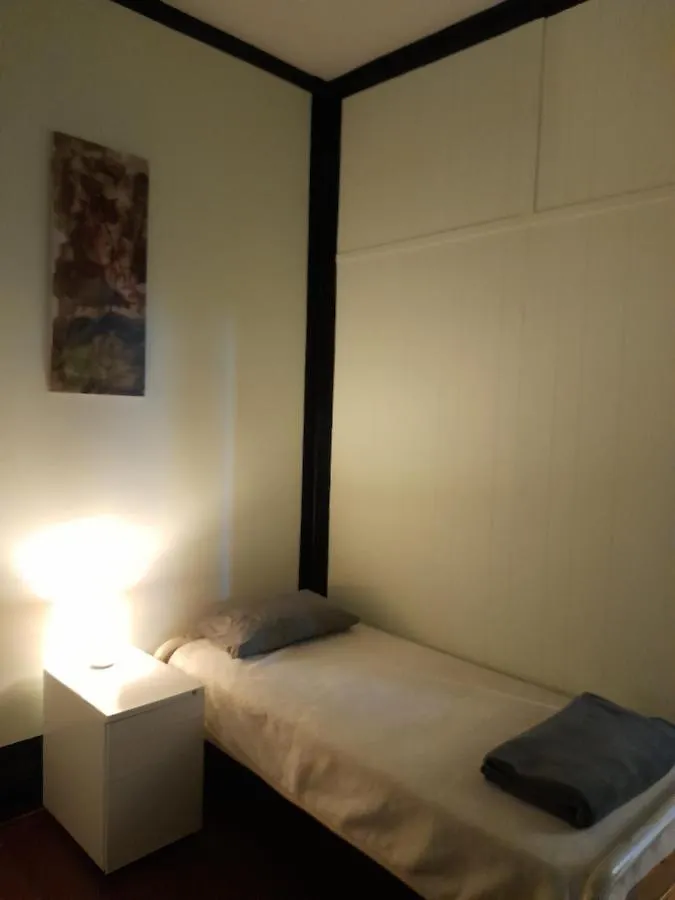 Ozi Inn Backpackers - Perth -